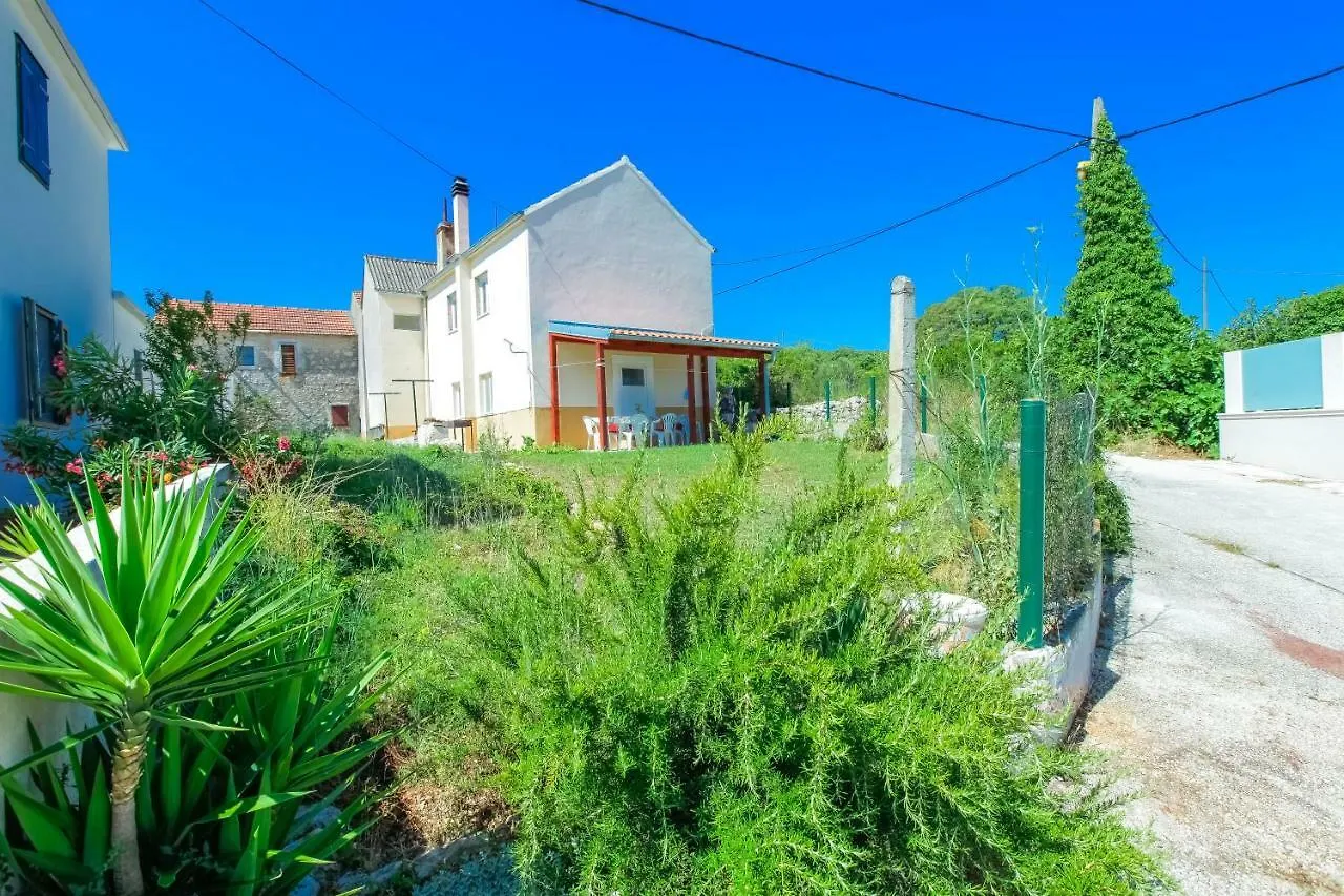Holiday Hometoni Savar